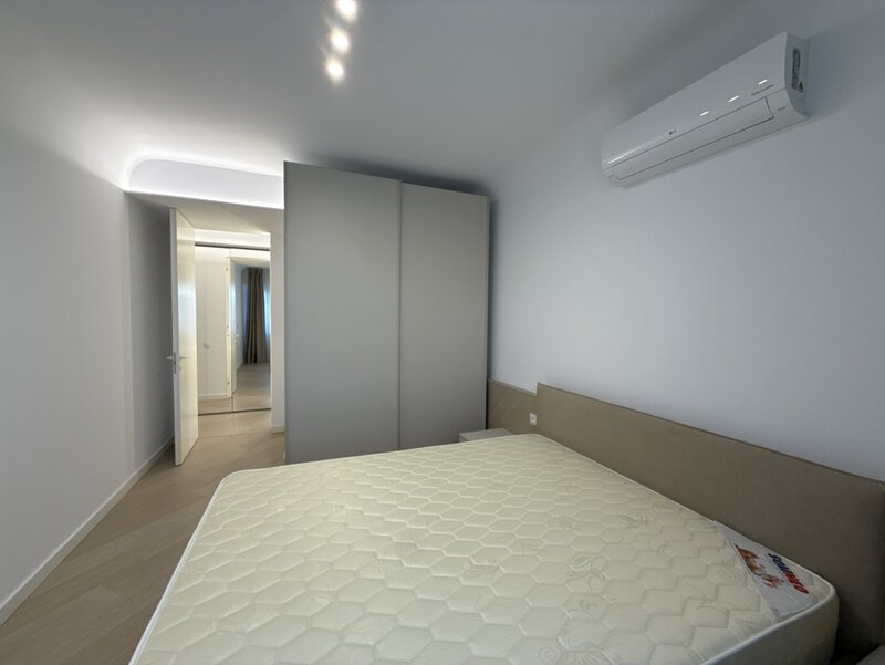 Doua camere, loc parcare subteran